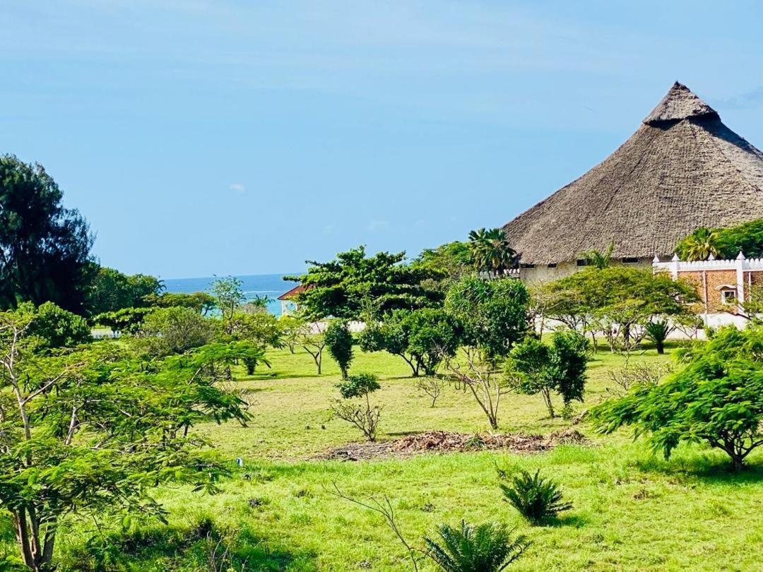 The Bali Resort Zanzibar Pingwe Exteriér fotografie
